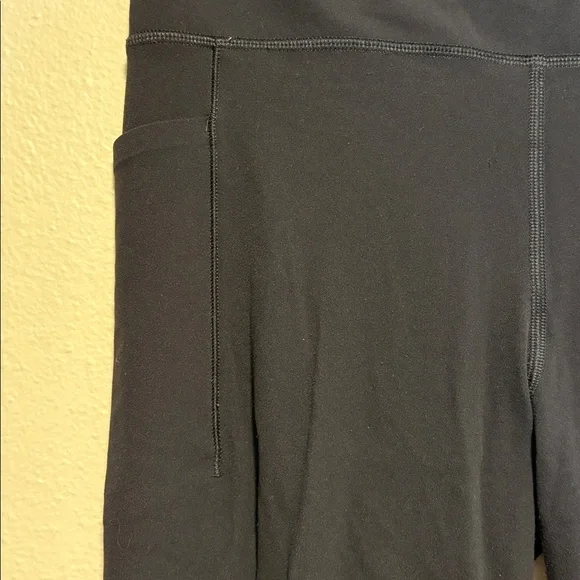 Athleta Salutation Stash 7/8 High Rise Tight Leggings Black Medium - Picture 7 of 11